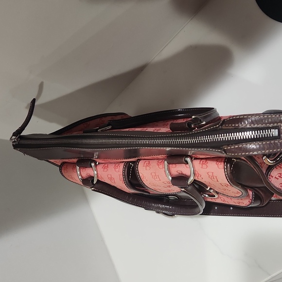 Dooney & Bourke 2 way bag - Picture 11 of 12